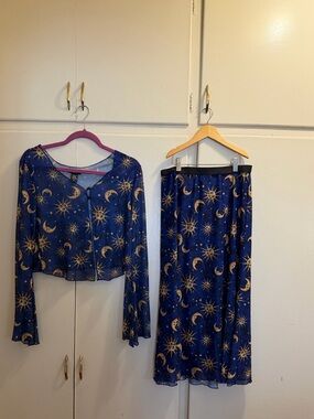 Hot Topic Cosmic Aura Moon Set